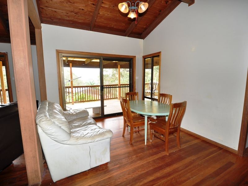 13 Tottenham Place, North Gosford NSW 2250