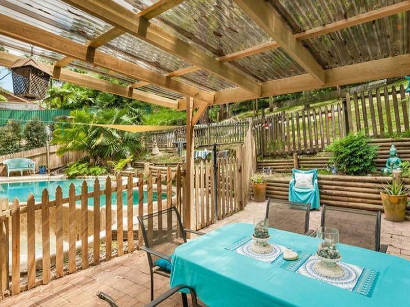 7 Dana Close, Wyoming NSW 2250