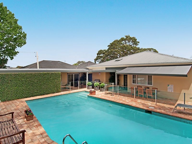 22 Eulalia Avenue, Point Frederick NSW 2250