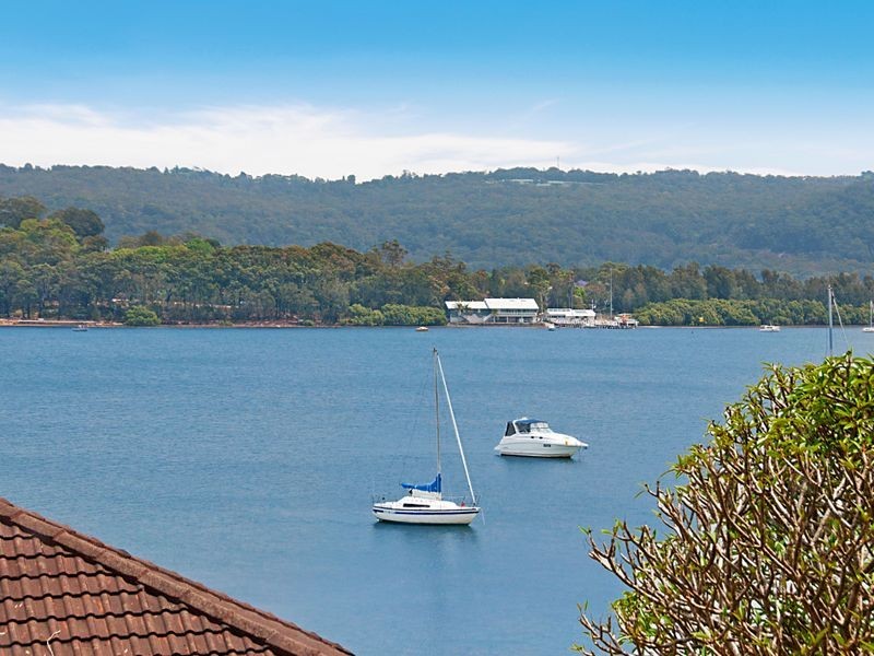 22 Eulalia Avenue, Point Frederick NSW 2250