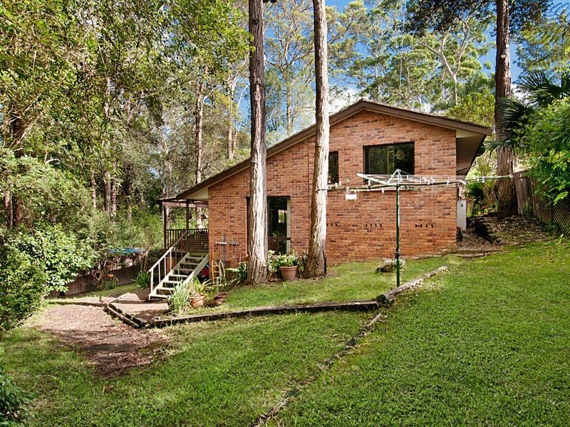 11 Coulter Road, Wyoming NSW 2250