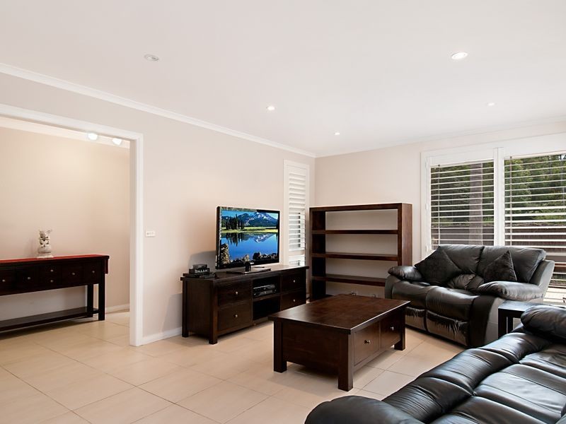 1 Woodside Terrace, Narara NSW 2250