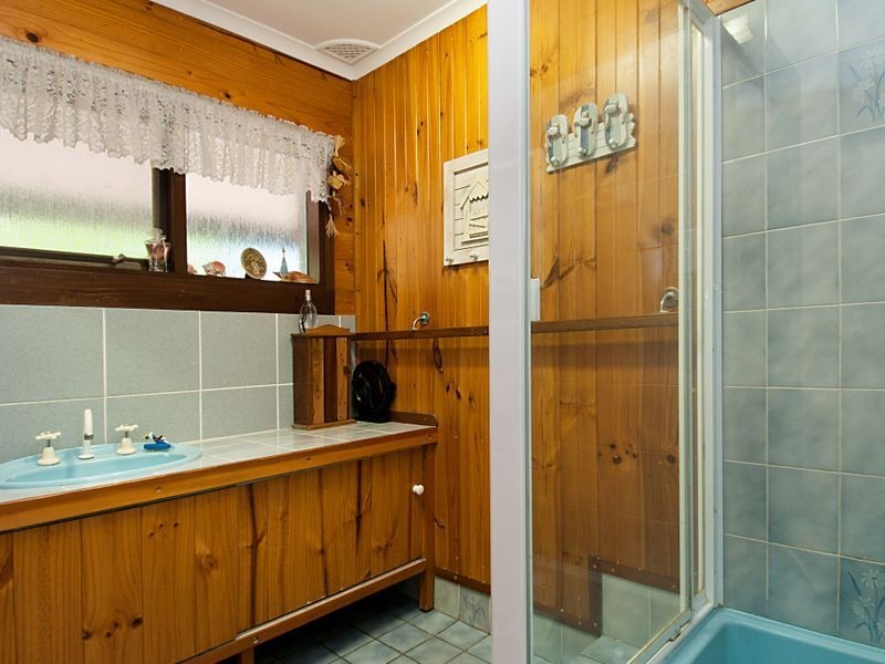 18 Woodside Terrace, Narara NSW 2250