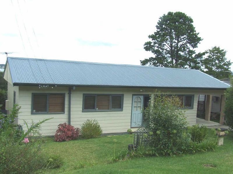 14 Headlam Parade, Springfield NSW 2250