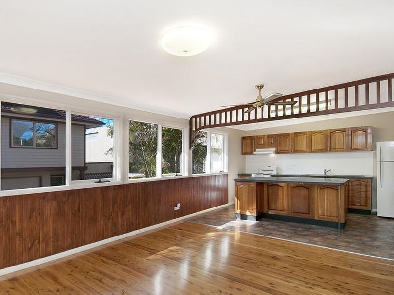 191 Albany Street, Point Frederick NSW 2250