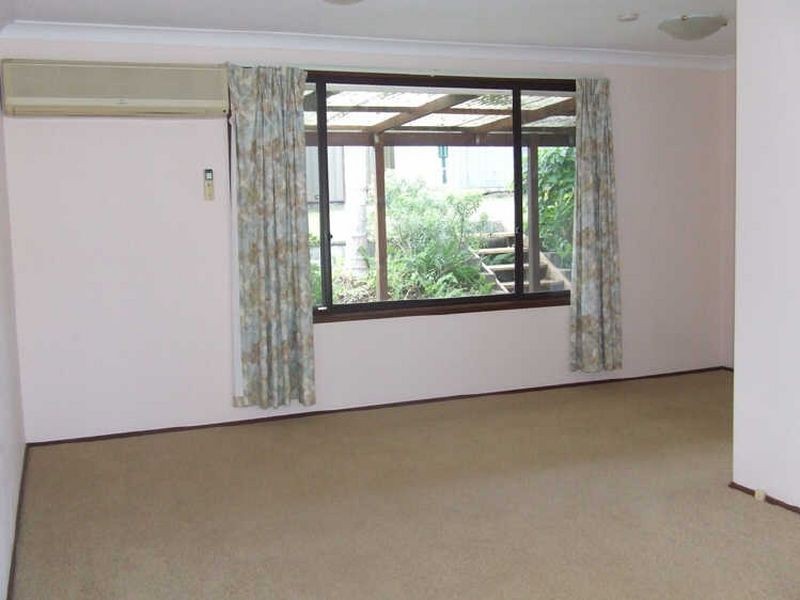 4 Kent Street, Niagara Park NSW 2250