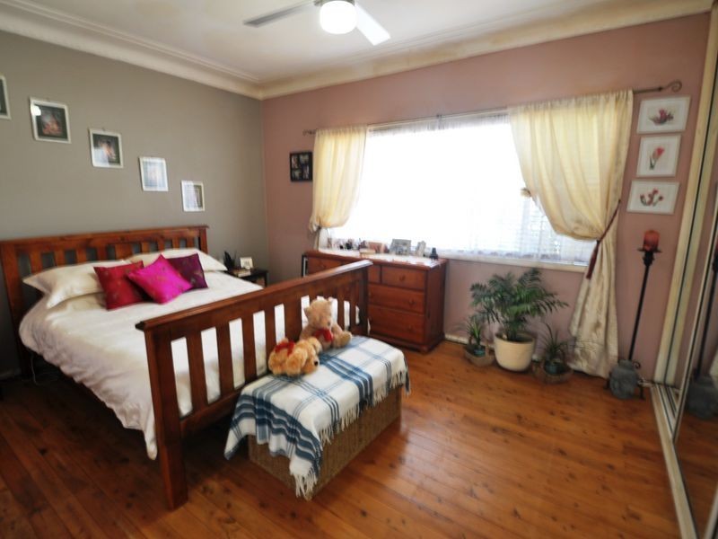 17 Pemell Street, Wyoming NSW 2250