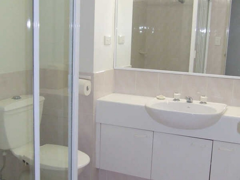 75/91-95 John Whiteway Drive, Gosford NSW 2250