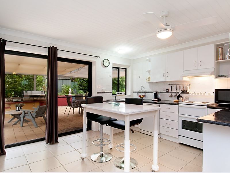 64 Georgia Ave, Wyoming NSW 2250