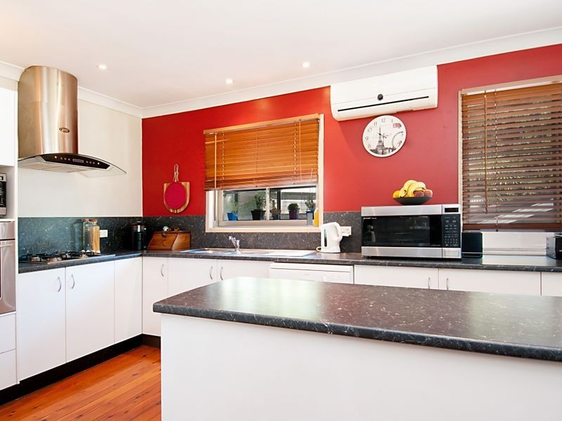 641 Pacific Highway, Wyoming NSW 2250