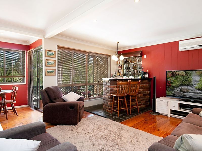 641 Pacific Highway, Wyoming NSW 2250