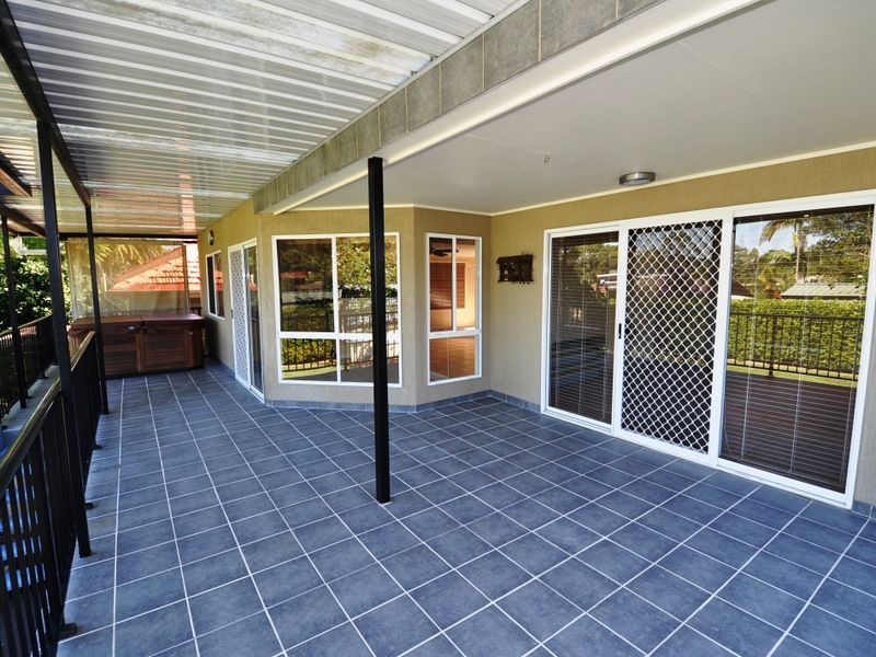11 Harrison Street, Point Frederick NSW 2250