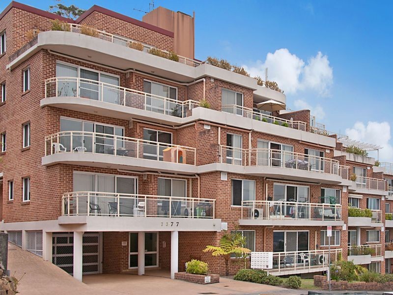 9/73-77 Henry Parry Drive, Gosford NSW 2250