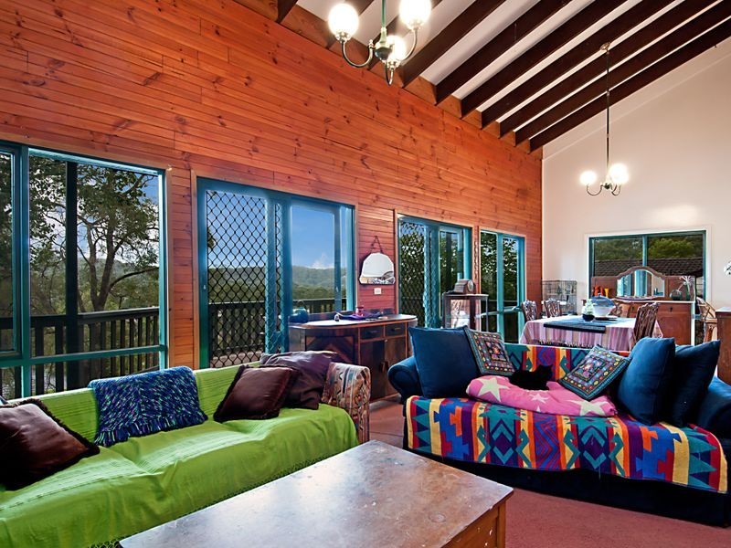 37 Gregory Street, Wyoming NSW 2250