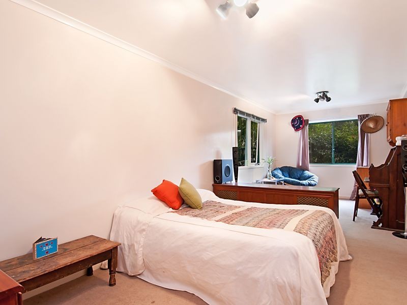 37 Gregory Street, Wyoming NSW 2250