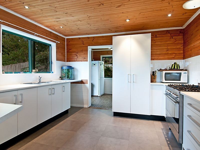 37 Gregory Street, Wyoming NSW 2250