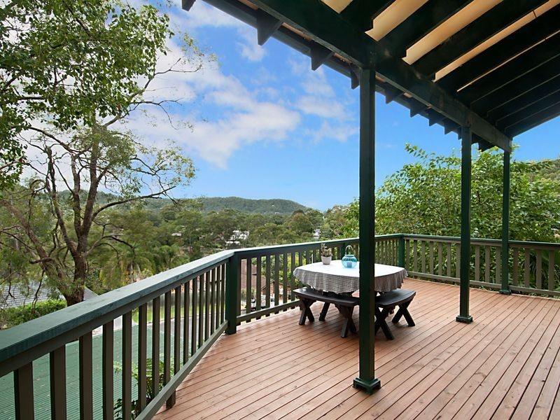 37 Gregory Street, Wyoming NSW 2250