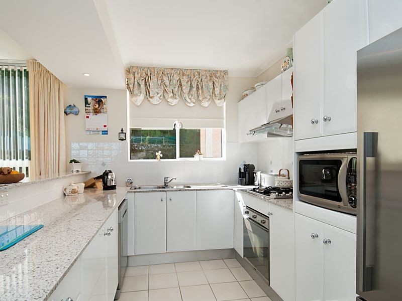 604/97-99 John Whiteway Drive, Gosford NSW 2250