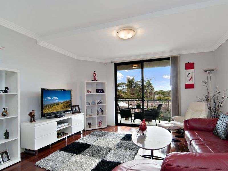 14/187 Albany Street, Point Frederick NSW 2250