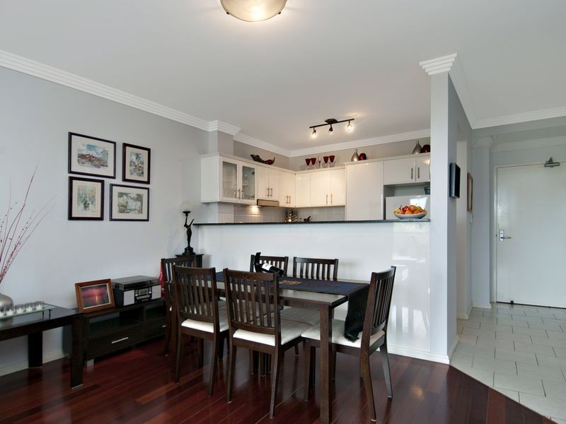 14/187 Albany Street, Point Frederick NSW 2250