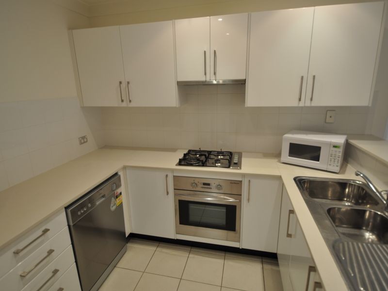 12/13-15 Moore Street, West Gosford NSW 2250