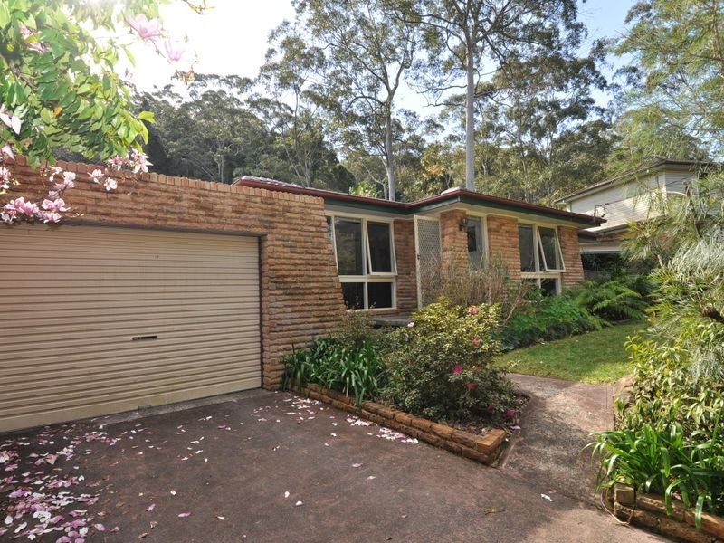 11 Paperbark Close, Wyoming NSW 2250