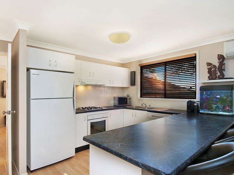 37 Taylor Road, Lisarow NSW 2250