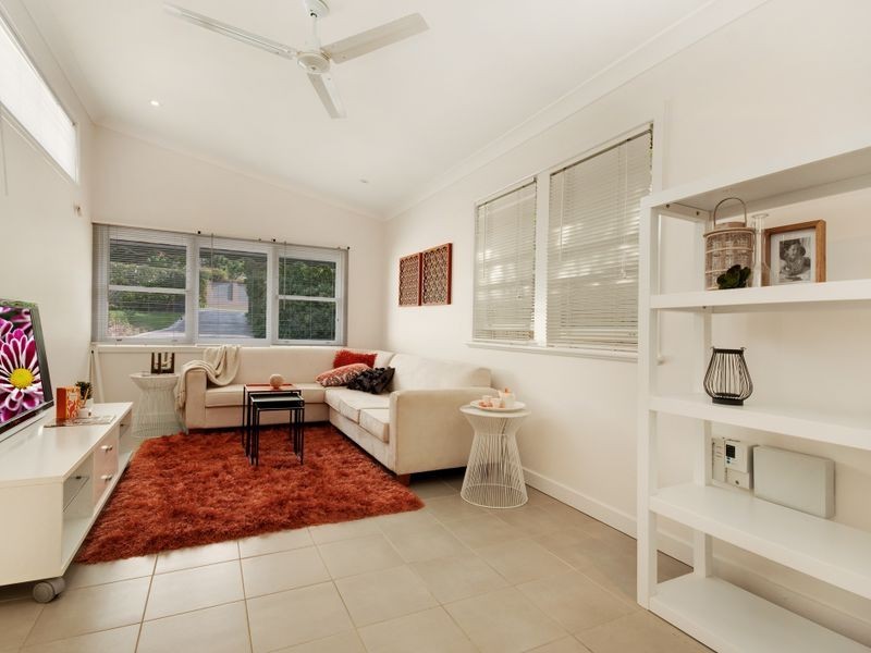 151 Albany Street, Point Frederick NSW 2250