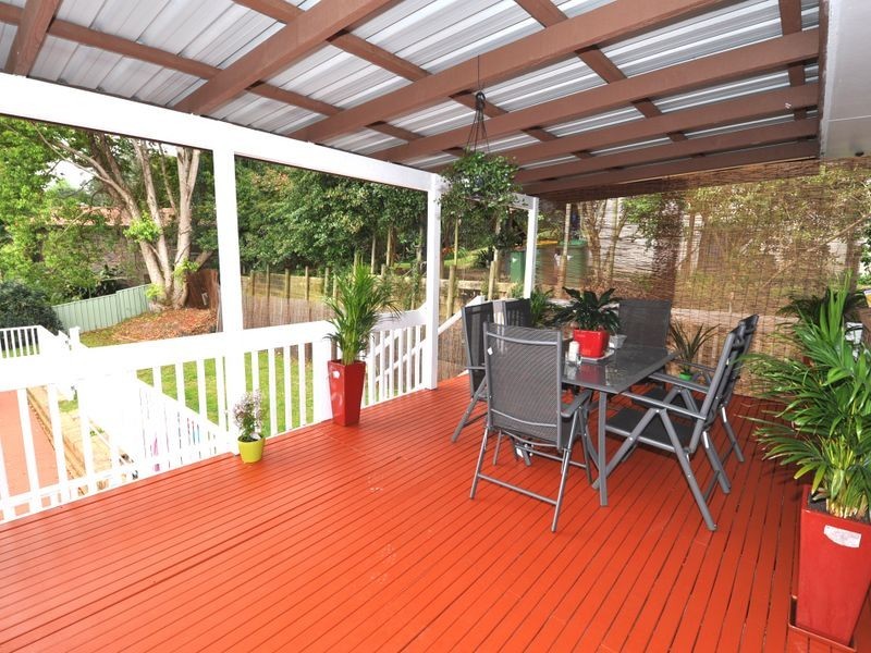 11 Elkhorn Close, Wyoming NSW 2250