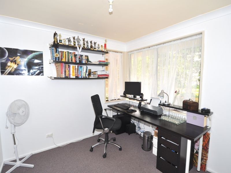 11 Elkhorn Close, Wyoming NSW 2250