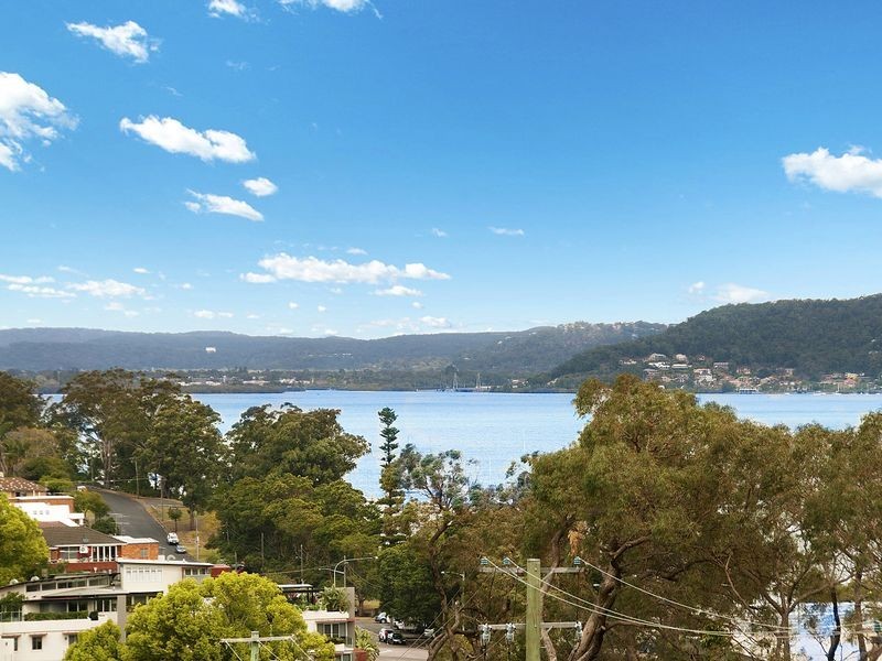 35/92 John Whiteway Drive, Gosford NSW 2250