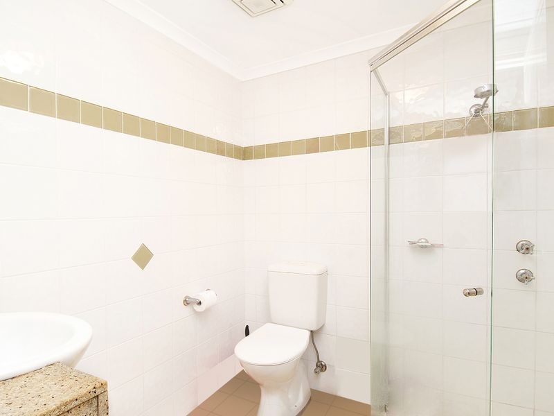 35/92 John Whiteway Drive, Gosford NSW 2250