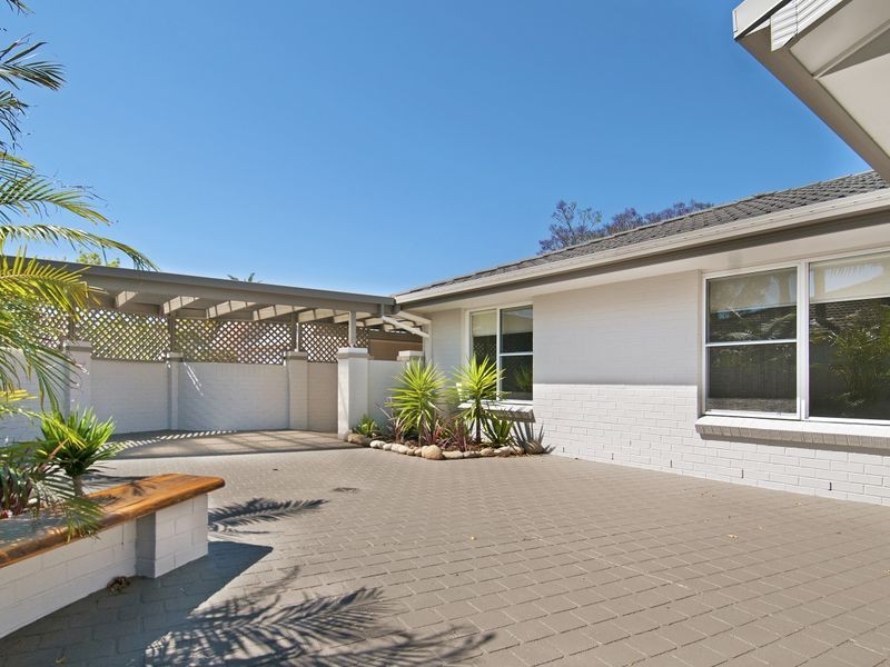 11a Eulalia Avenue, Point Frederick NSW 2250