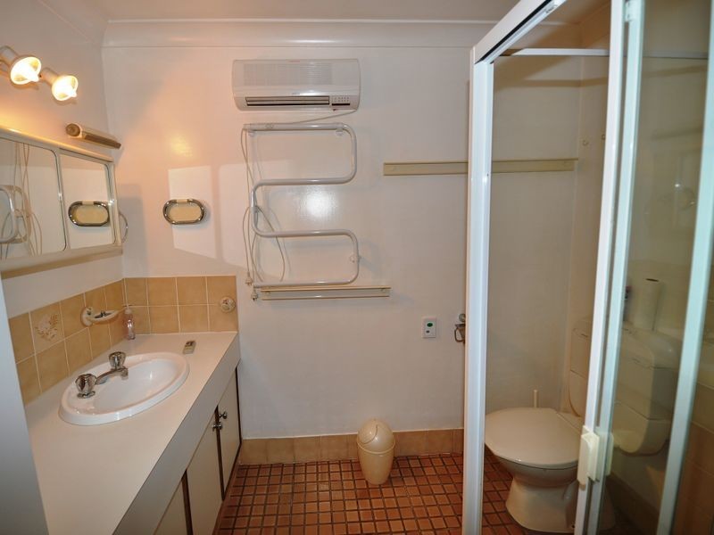 64c Jarrah Drive, Wyoming NSW 2250