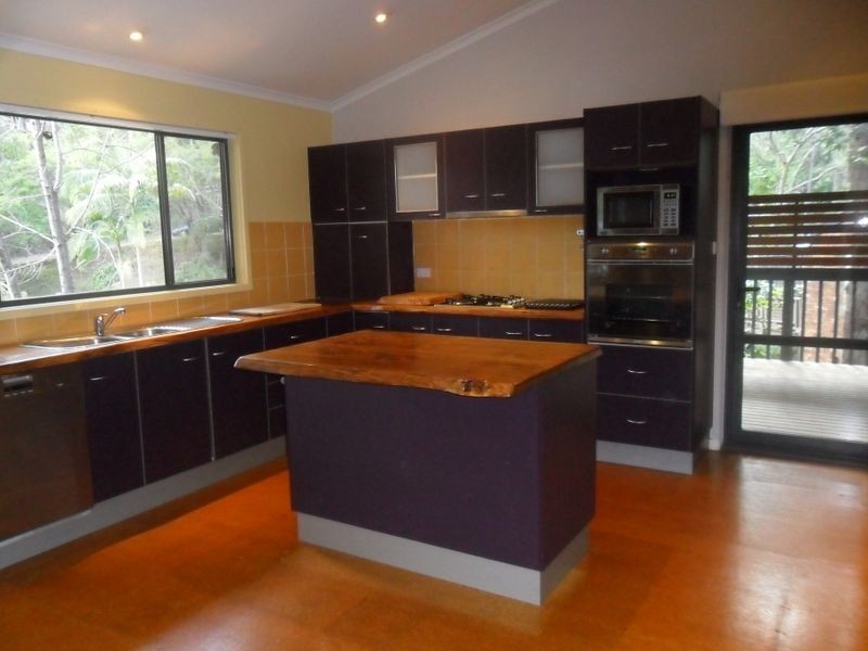 8 Wullun Close, North Gosford NSW 2250