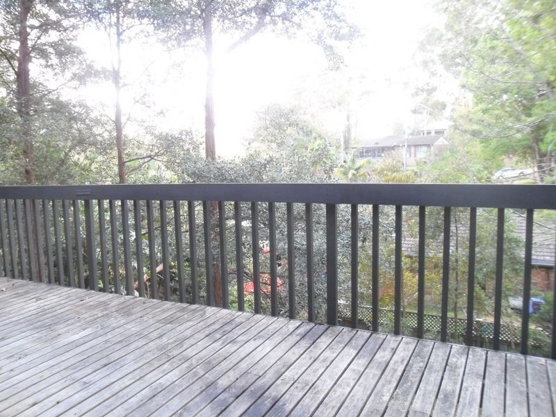 8 Wullun Close, North Gosford NSW 2250