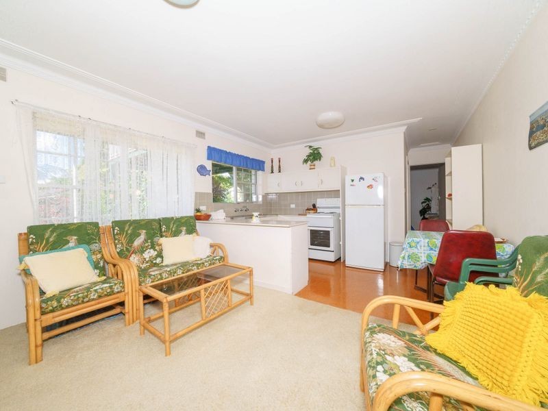 69 Caroline Street, East Gosford NSW 2250