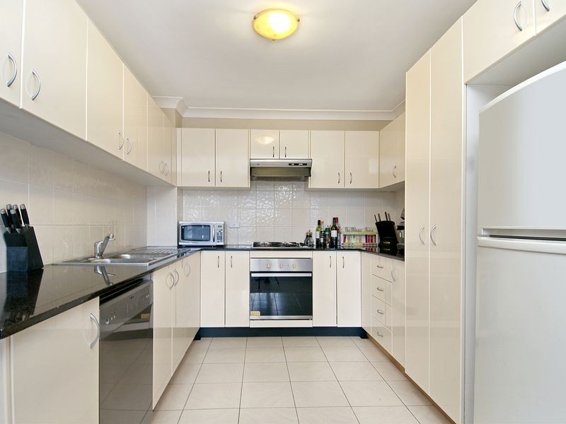 23/14-16 Margin Street, Gosford NSW 2250