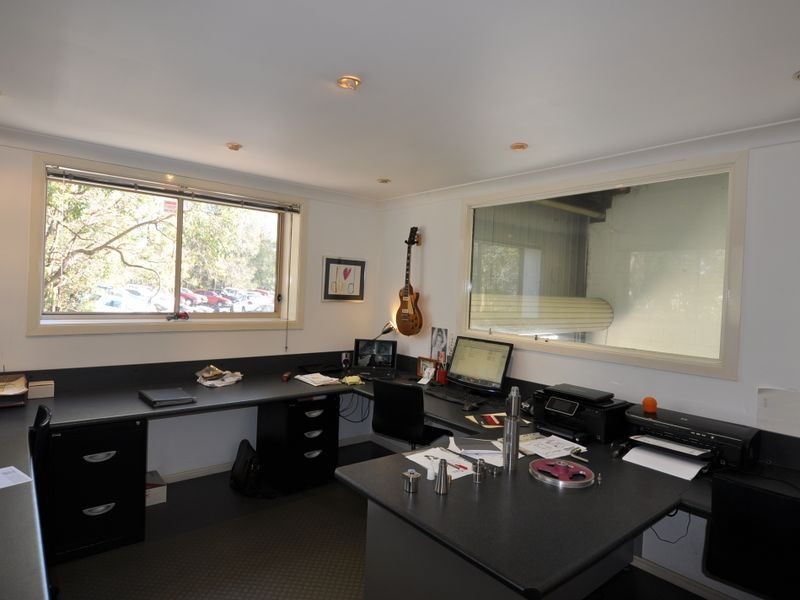 19 Hereford street, Berkeley Vale NSW 2261