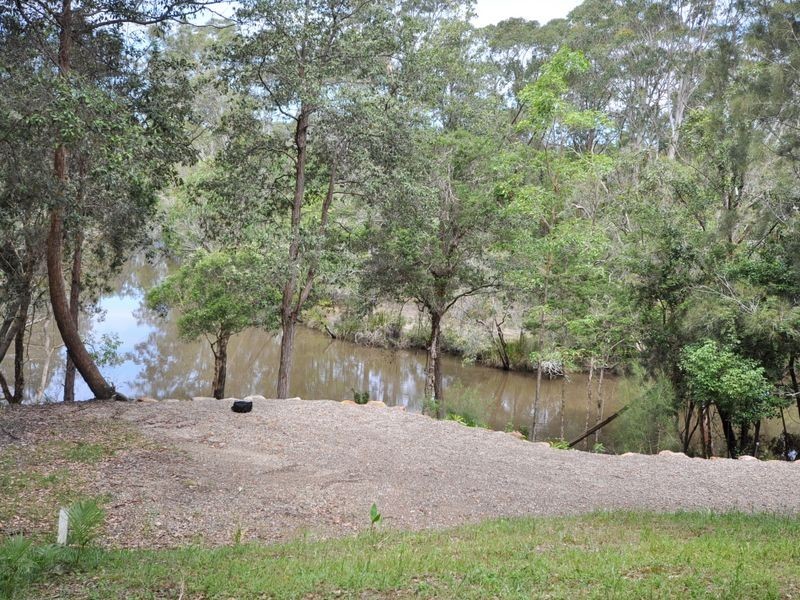 17 Muloora Road, Springfield NSW 2250