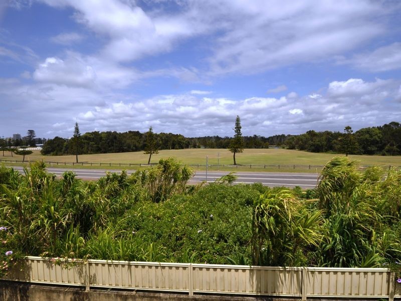 8/74 Hutton Road, The Entrance North NSW 2261