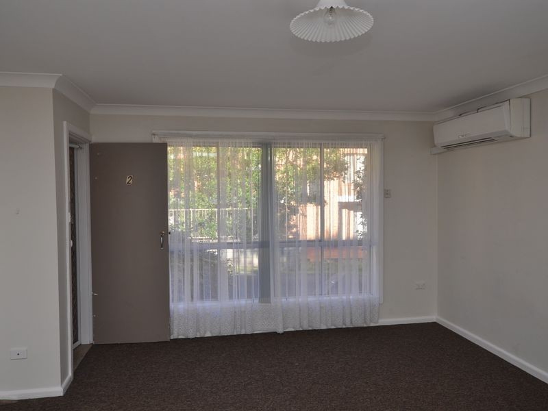 2/33 Central Coast Highway, West Gosford NSW 2250