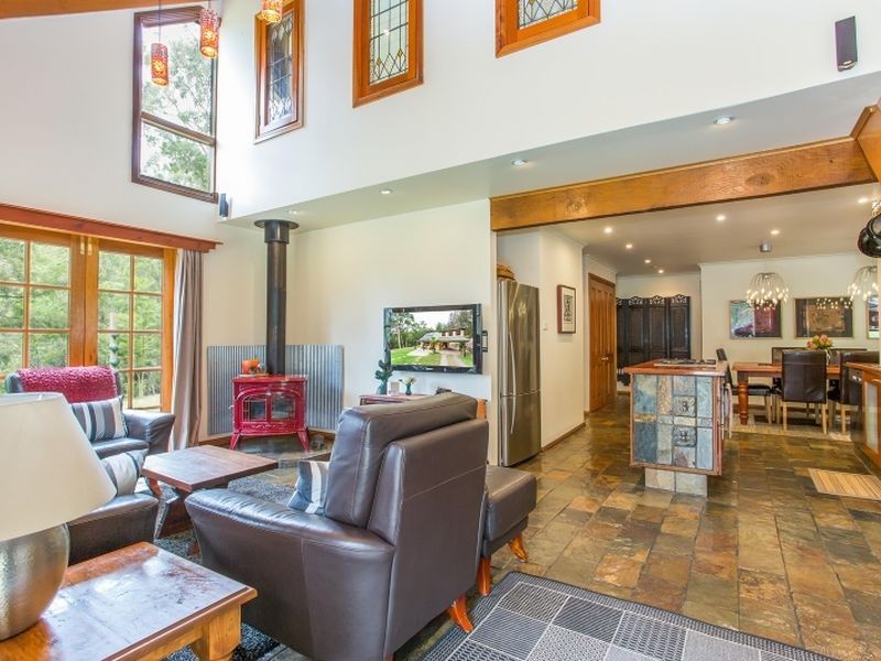 16 Byrne Road, Bucketty NSW 2250