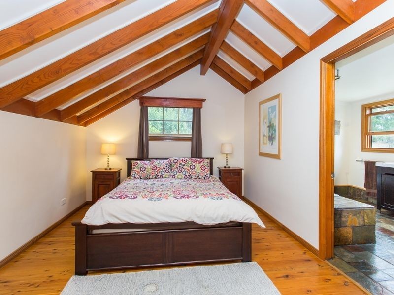 16 Byrne Road, Bucketty NSW 2250