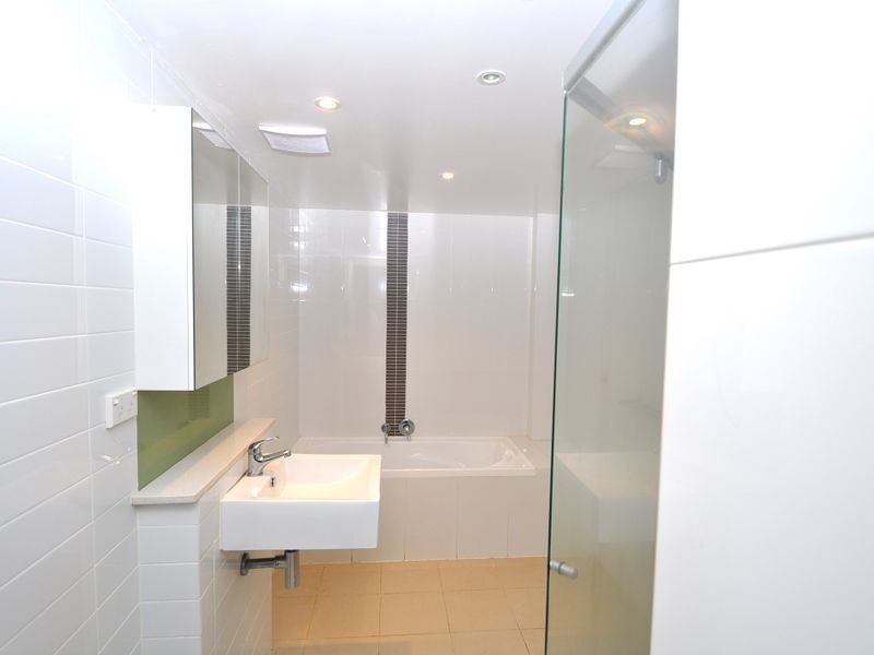 2/24-26 Watt Street, Gosford NSW 2250