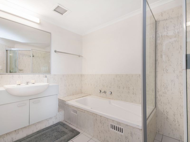21/91-95 John Whiteway Drive, Gosford NSW 2250
