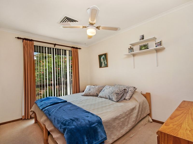 9 Fragar Avenue, Wyoming NSW 2250