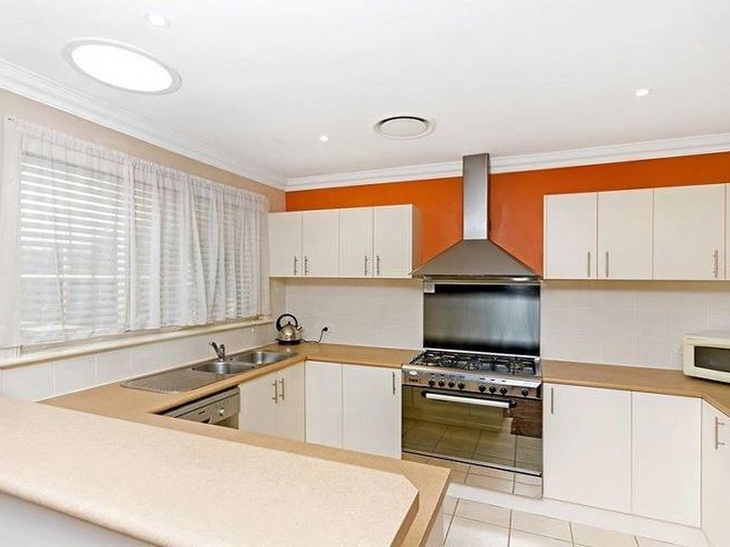 8/6 Bradys Gully Road, North Gosford NSW 2250