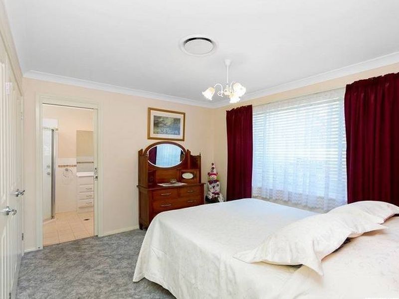 8/6 Bradys Gully Road, North Gosford NSW 2250