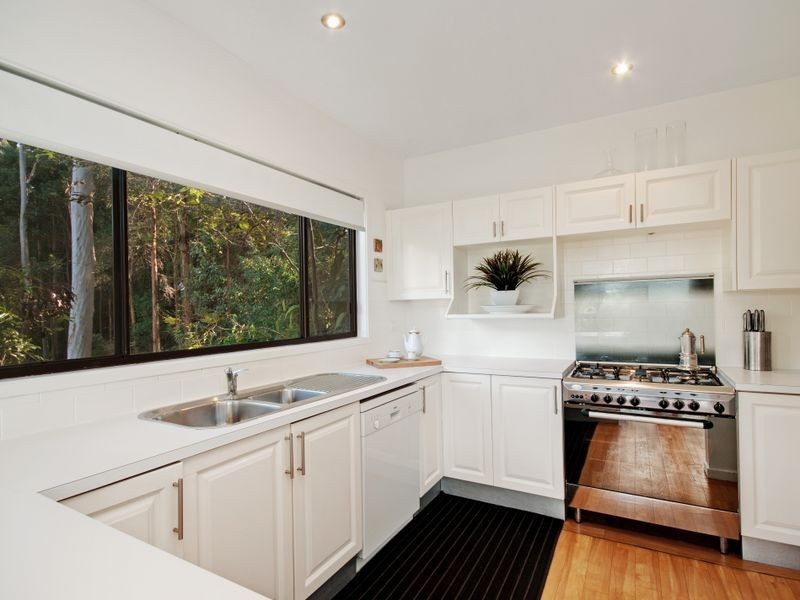 4 Driftwood Avenue, Narara NSW 2250